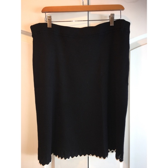 st. john collection by marie gray skirt suit - Picture 2 of 2